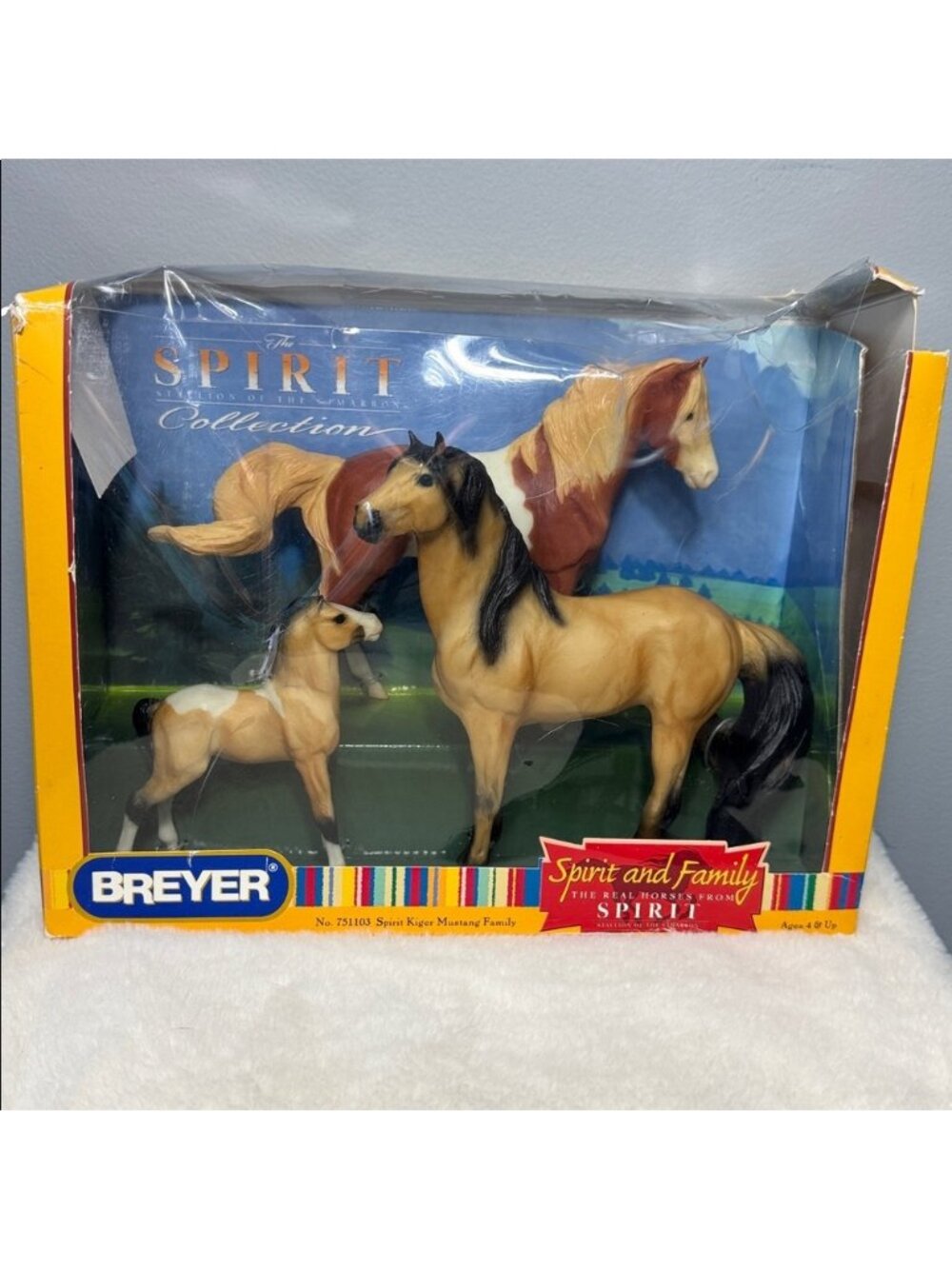 2002 Breyer Spirit And Family Set New In Damaged Box